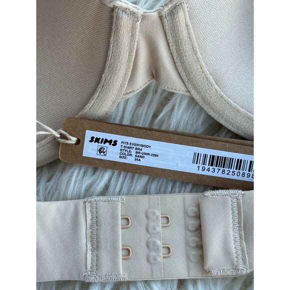 Skims Fits Everybody T-Shirt Bra Sand Size 34A - Picture 7 of 7